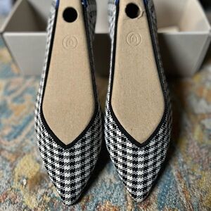 Rothy’s The Point EUC in Box